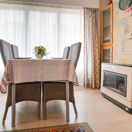 Apartment Snug In Close To Sea Wenduine