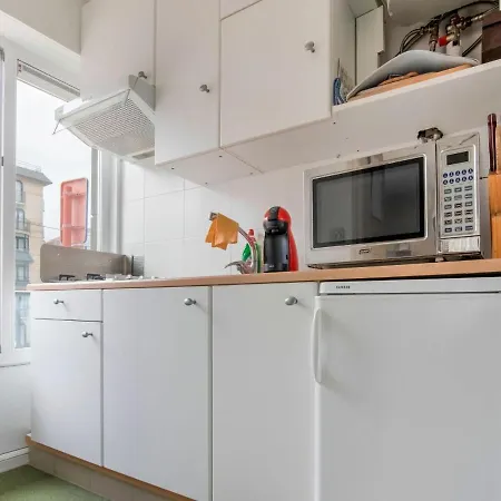 Snug In Close To Sea Apartment
